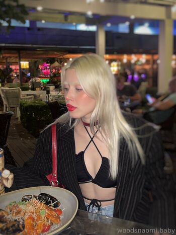 Full leaked Woodsnaomi private onlyfans photo