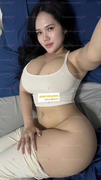 Full leaked Wulannukhty private onlyfans photo