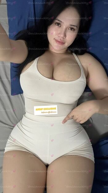 Full leaked Wulannukhty private onlyfans photo