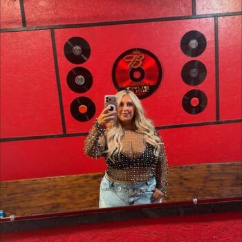 Full leaked Wvqueenb private onlyfans photo