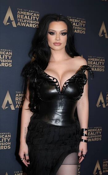 Full leaked Wwe paige private onlyfans photo