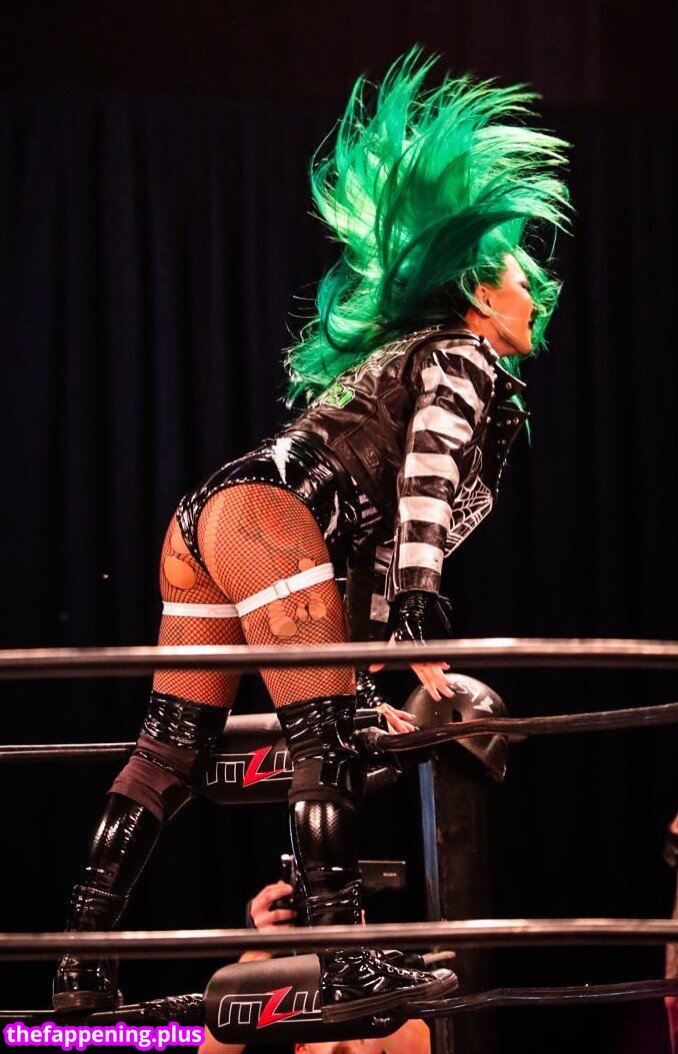 Shotzi Blackheart / ShotziWWE / WWE Shotzi Foto OnlyFans Nua #343