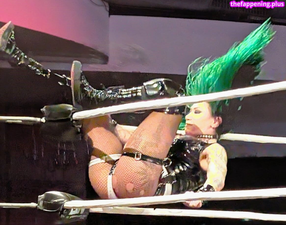 Shotzi Blackheart / ShotziWWE / WWE Shotzi Nahá OnlyFans fotografie #455