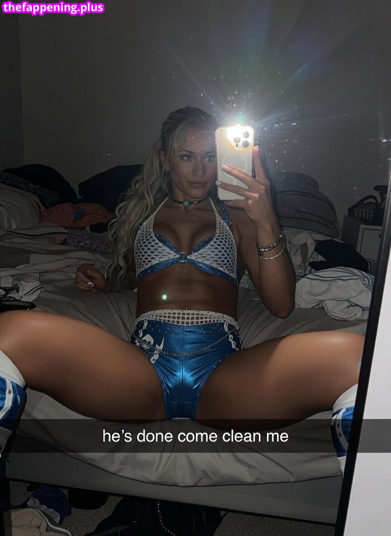 SolRucaWWE / Wwe Sol Ruca / https: / solrvca Fotografie OnlyFans Dezbrăcată #12