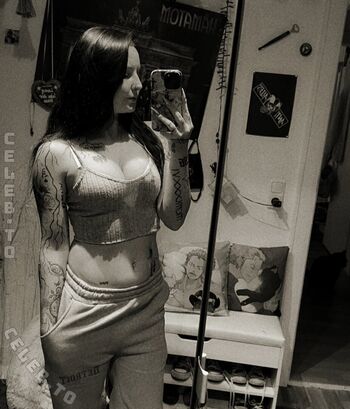 Full leaked X anni xx page private onlyfans photo