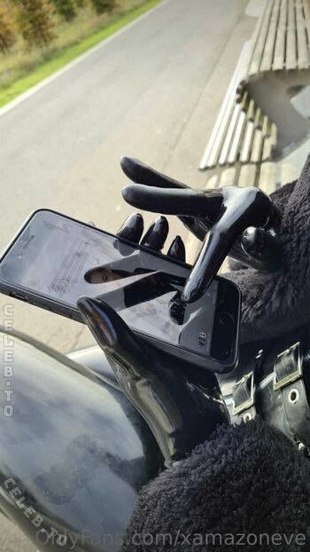 Full leaked Xamazoneve page private onlyfans photo