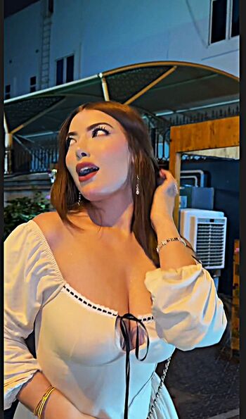 Full leaked Xanoumaima private onlyfans photo