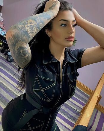 Full leaked Xclus v private onlyfans photo