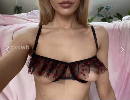 Full leaked Xcxkwb private onlyfans photo