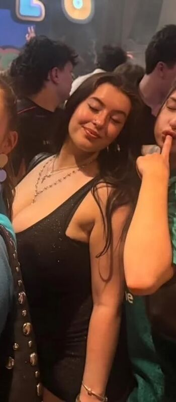 Full leaked Xemilyhayess private onlyfans photo