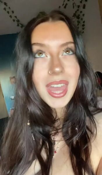 Full leaked Xemilyhayess private onlyfans photo