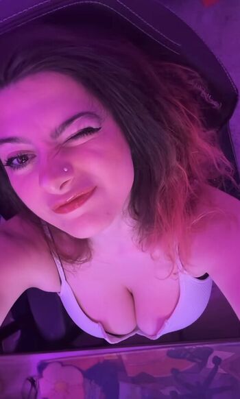 Full leaked Xemsly private onlyfans photo