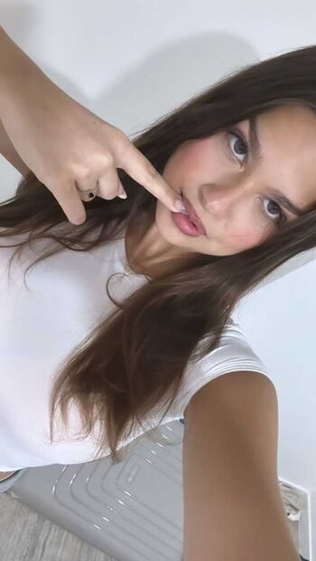 Xeniahelenaa