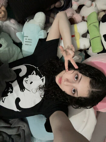 Full leaked Xenluvsmiku page private onlyfans photo