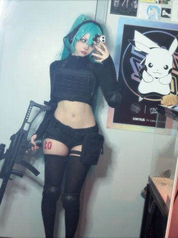 Full leaked Xenluvsmiku private onlyfans photo