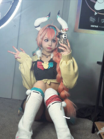 Full leaked Xenluvsmiku private onlyfans photo