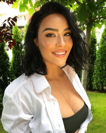 Full leaked Xhensila myrtezaj private onlyfans photo