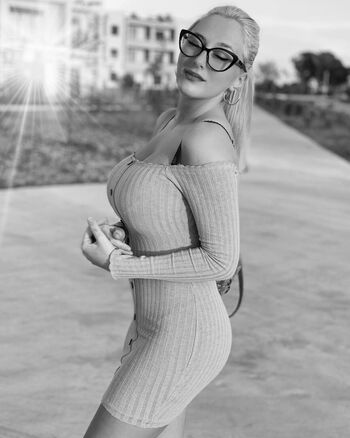 Full leaked Xhulia nico page private onlyfans photo
