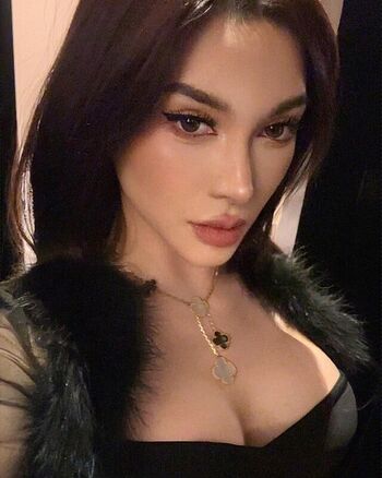 Full leaked Xialan private onlyfans photo