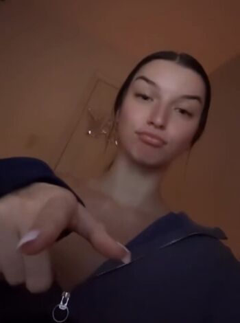 Full leaked Xjourneyx private onlyfans photo