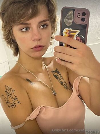 Full leaked Xkatemoon private onlyfans photo