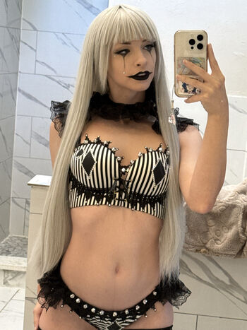 Full leaked Xkayweex private onlyfans photo
