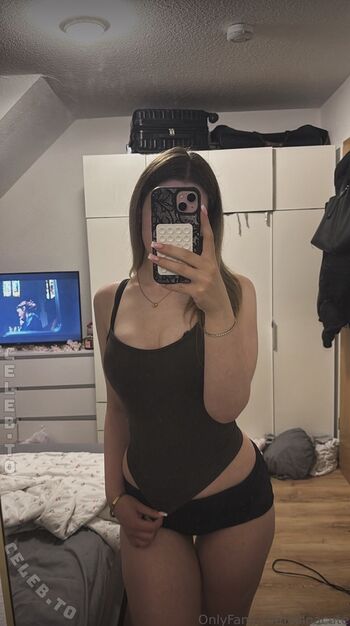 Full leaked Xlinacute private onlyfans photo