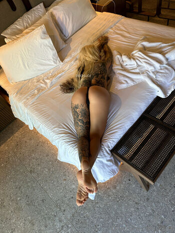 Full leaked Xlucy page private onlyfans photo