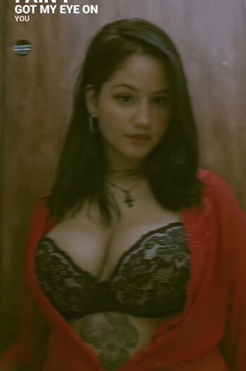 Full leaked Xmaduxx private onlyfans photo