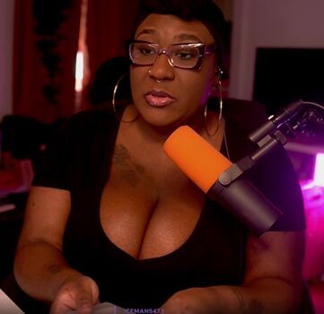 Full leaked Xmiramira private onlyfans photo