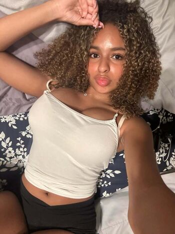 Full leaked Xoawu private onlyfans photo