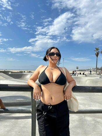 Full leaked Xochiquetzal private onlyfans photo