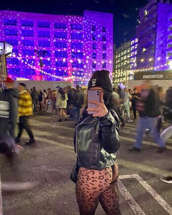 Full leaked Xodesiiiii private onlyfans photo