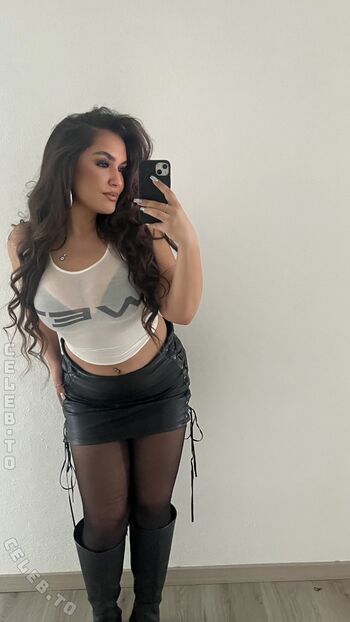 Full leaked Xodln private onlyfans photo