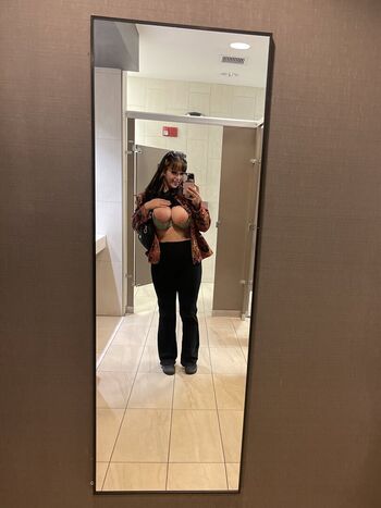xolittleladyxo