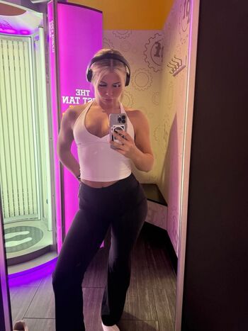 Full leaked Xoluvxoo private onlyfans photo