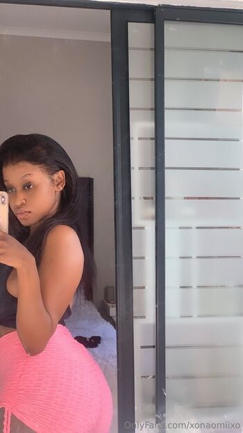 Full leaked Xonaomiixo private onlyfans photo