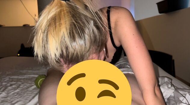Full leaked Xoxoivymoon private onlyfans photo