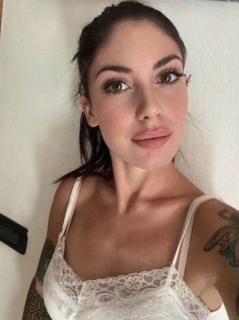 Full leaked Xoxoludo private onlyfans photo