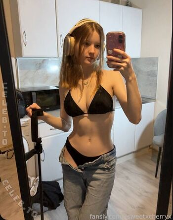 Full leaked Xsweetxcherryx private onlyfans photo