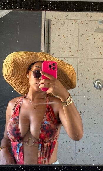 Full leaked Xtacey stacey africa private onlyfans photo