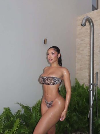 Full leaked Xttiona private onlyfans photo