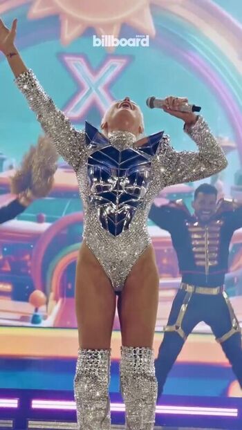 Xuxa Meneghel