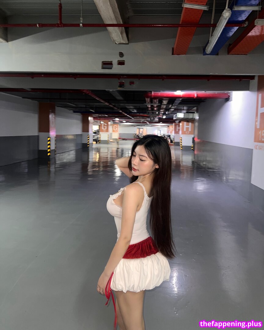 xx.bity Фото оголеного OnlyFans #6