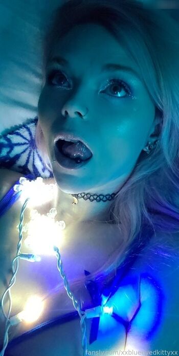 Full leaked Xxblueeyedkittyxx private onlyfans photo