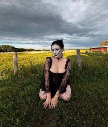 Full leaked Xxfrog slimexx private onlyfans photo