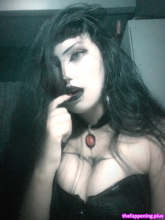 xxoxo_creep18 Nude OnlyFans Photo #4