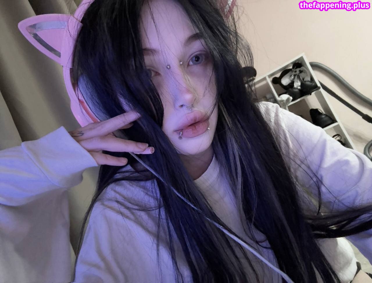 xxquru / xxquruqx नग्न OnlyFans फोटो #1