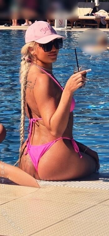 Full leaked Xxsavagebarbiexx private onlyfans photo