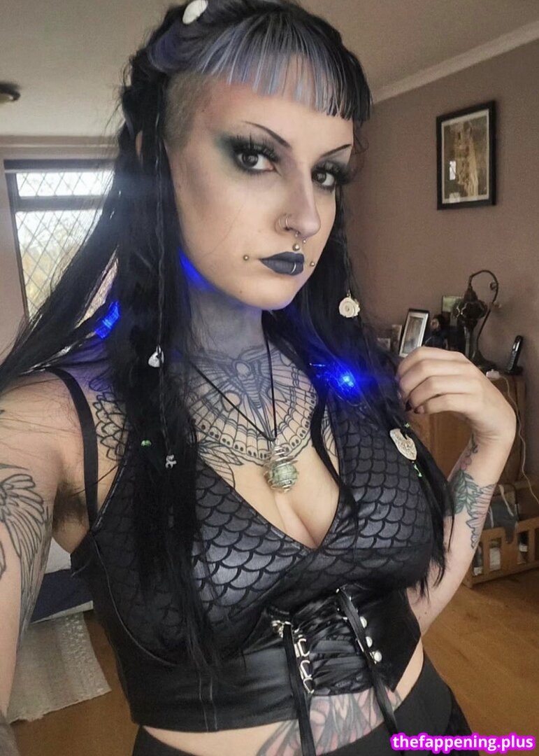 Hampshire / Surrey / chloesmithy / pegasuspills / xboofx / xxxprincess69 Naakte OnlyFans Foto #9